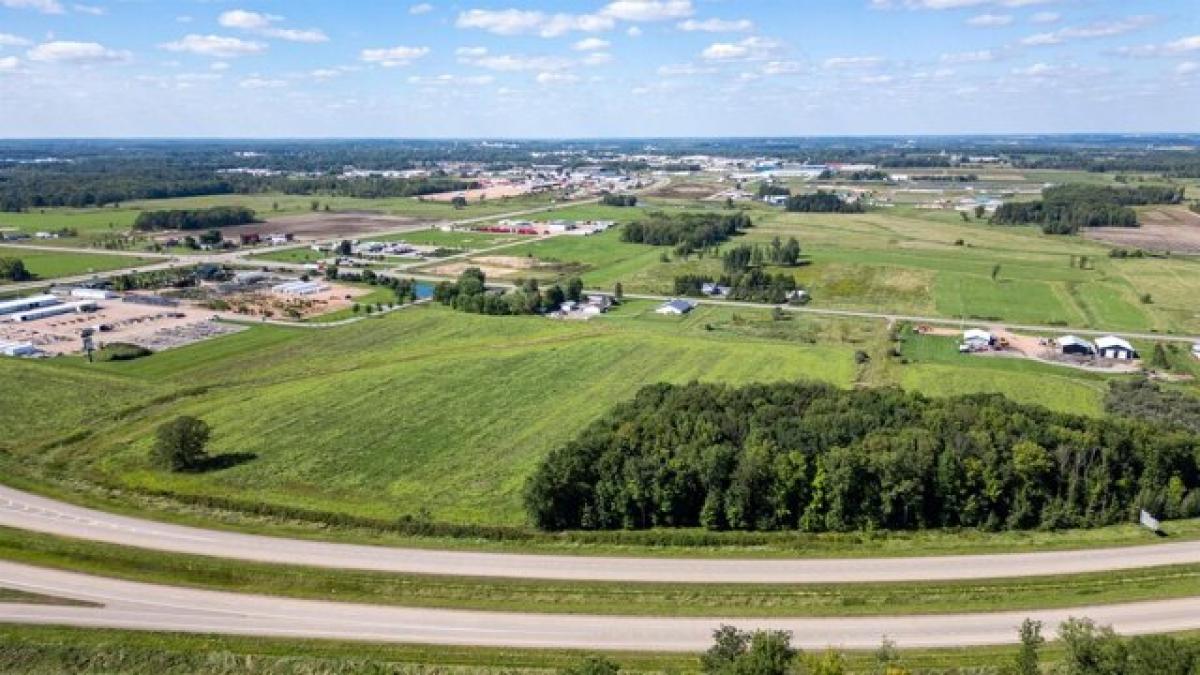 Picture of Residential Land For Sale in Marshfield, Wisconsin, United States