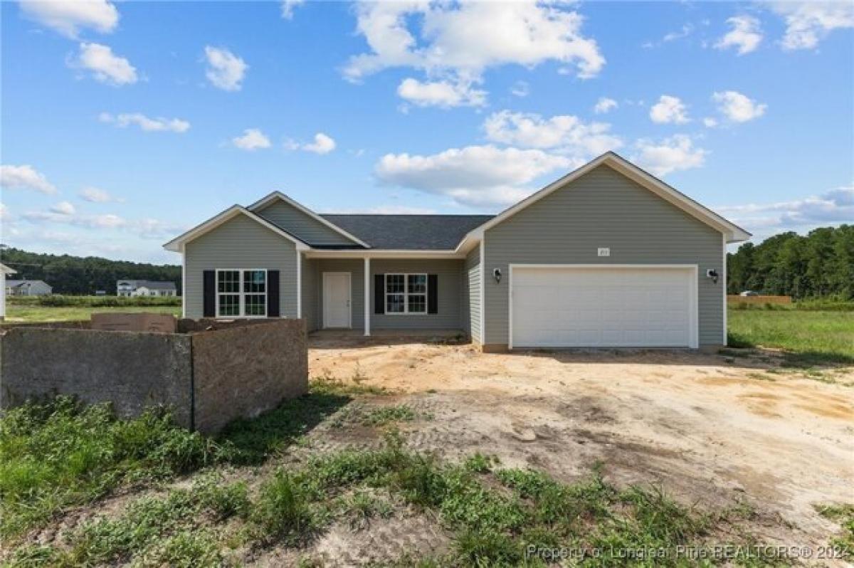 Picture of Home For Sale in Parkton, North Carolina, United States