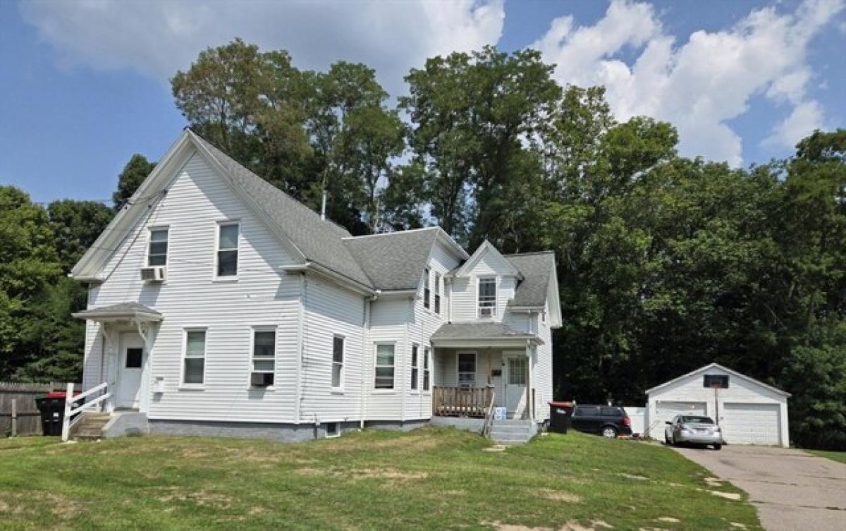 Picture of Home For Sale in Bridgewater, Massachusetts, United States