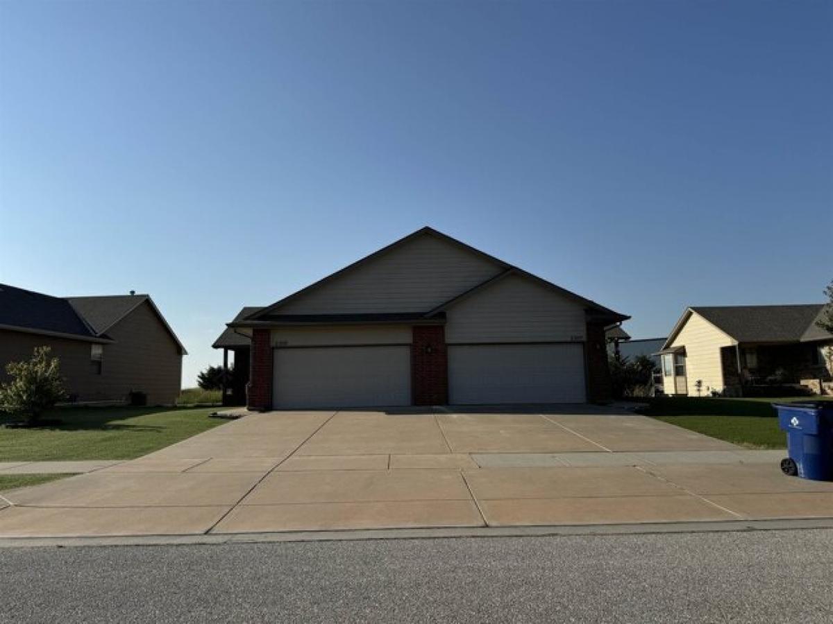 Picture of Home For Sale in Kechi, Kansas, United States