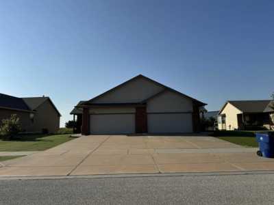 Home For Sale in Kechi, Kansas