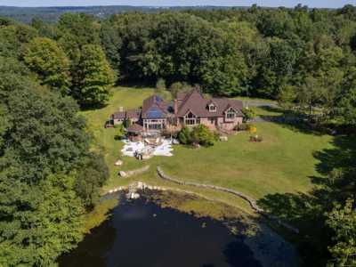 Home For Sale in Coventry, Connecticut