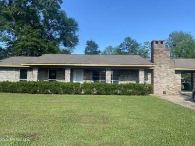 Home For Sale in Gulfport, Mississippi