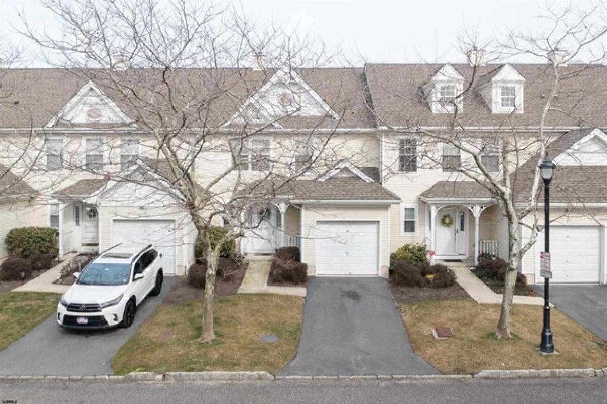 Picture of Home For Sale in Atlantic City, New Jersey, United States