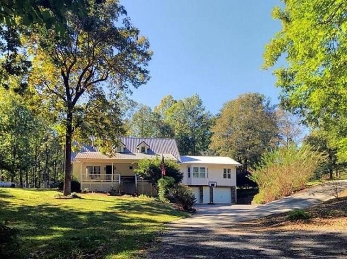 Picture of Home For Sale in Chatsworth, Georgia, United States