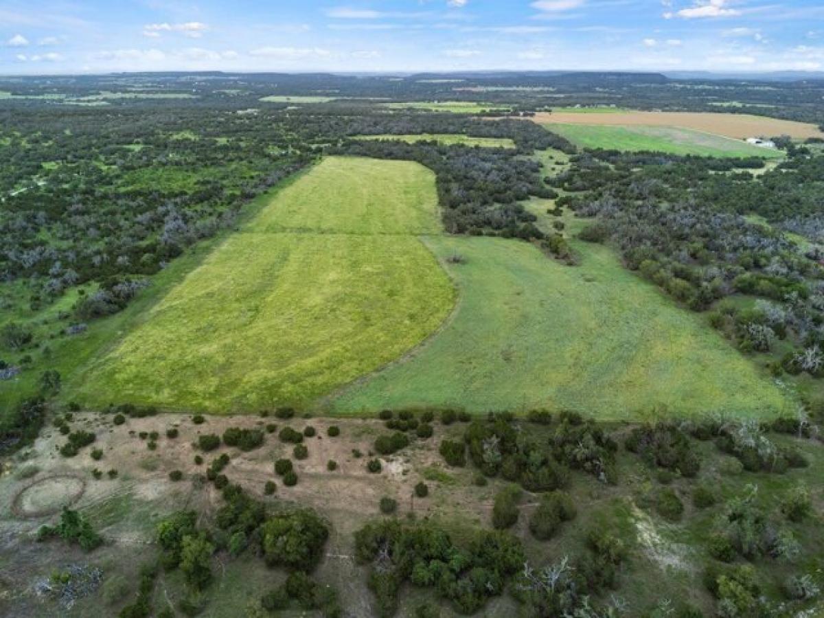 Picture of Residential Land For Sale in Fredericksburg, Texas, United States