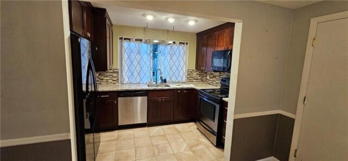 Picture of Apartment For Rent in North Providence, Rhode Island, United States