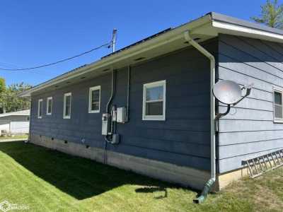 Home For Sale in Osceola, Iowa