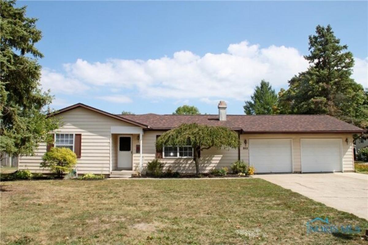 Picture of Home For Sale in Bowling Green, Ohio, United States