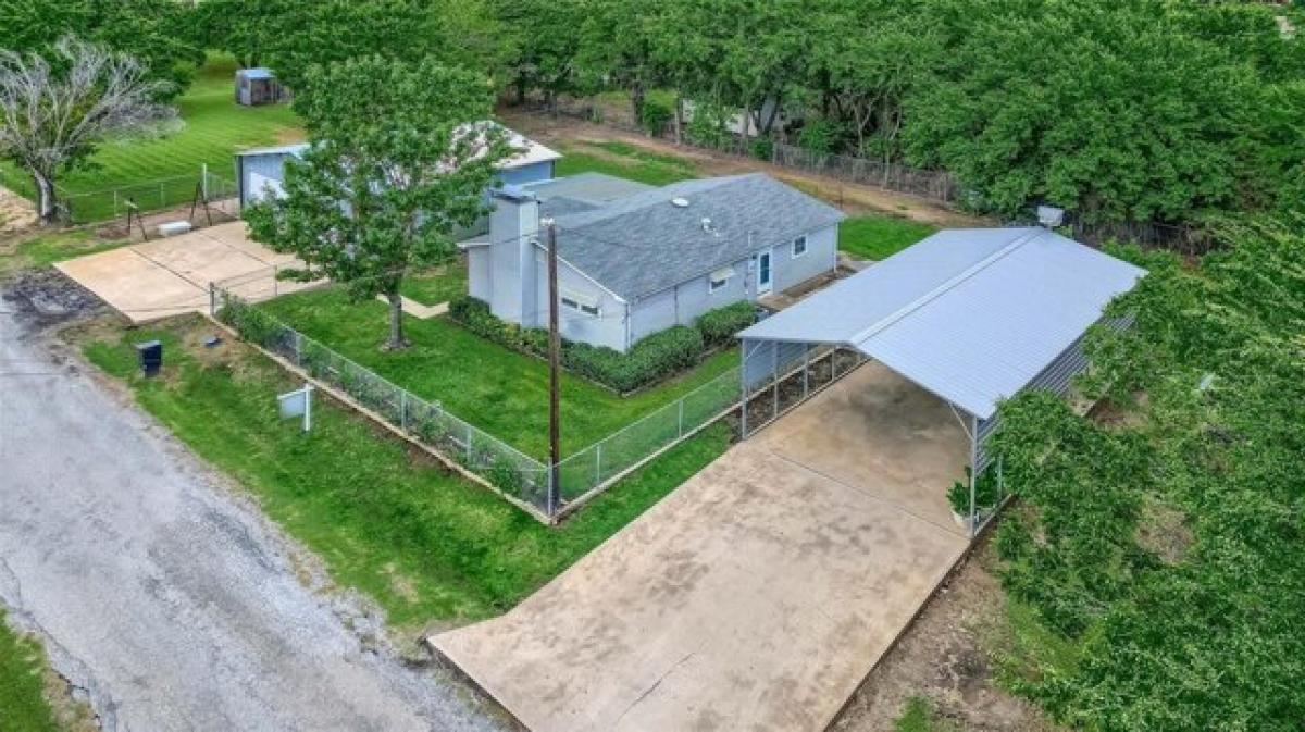 Picture of Home For Sale in Pottsboro, Texas, United States