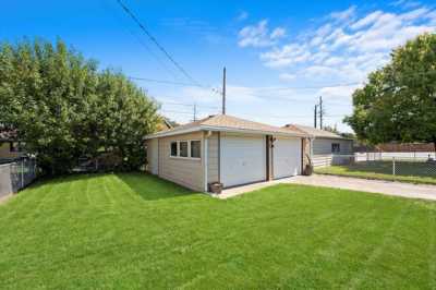 Home For Sale in Lyons, Illinois