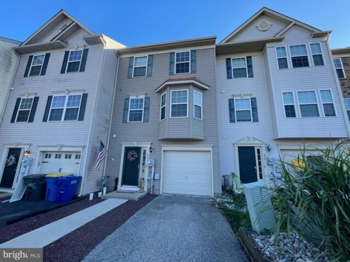 Picture of Home For Sale in Red Lion, Pennsylvania, United States