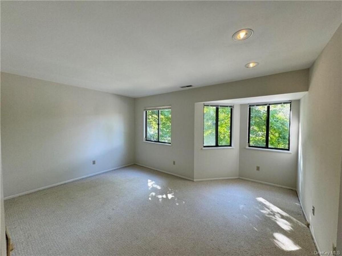 Picture of Home For Rent in Chappaqua, New York, United States