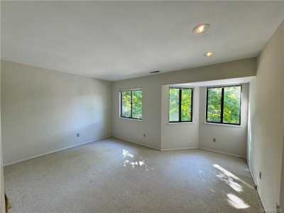 Home For Rent in Chappaqua, New York