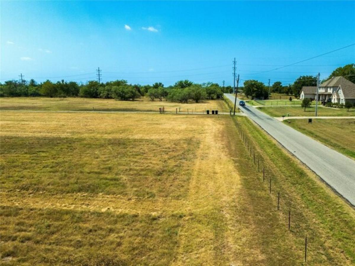 Picture of Residential Land For Sale in Royse City, Texas, United States