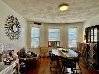 Apartment For Rent in Quincy, Massachusetts