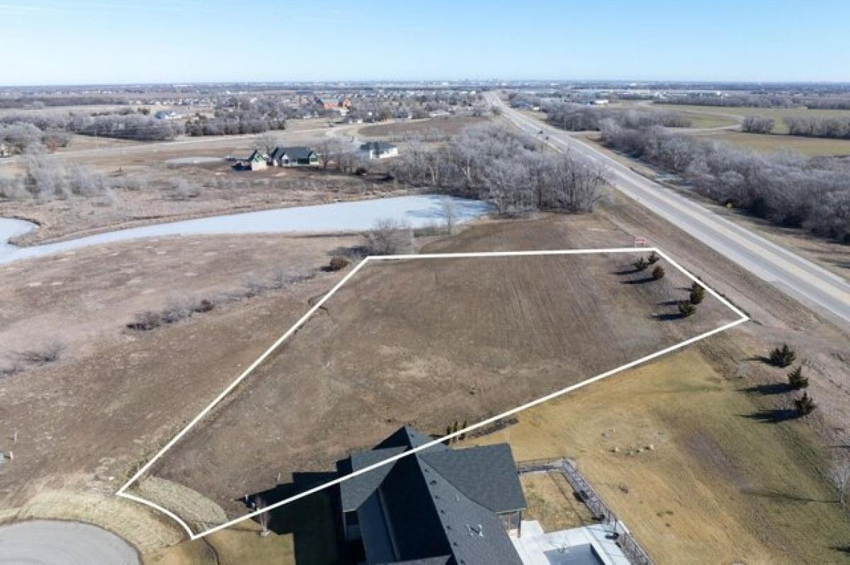 Picture of Residential Land For Sale in Wichita, Kansas, United States