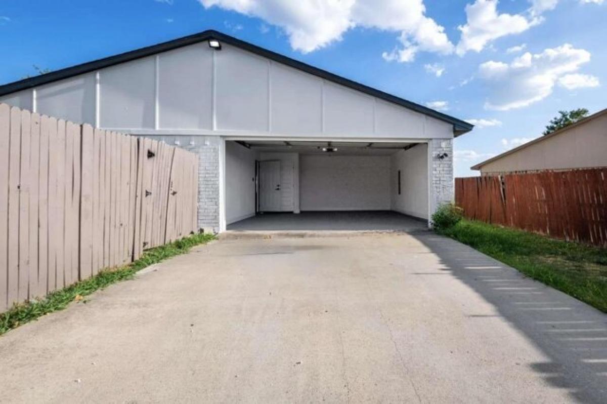 Picture of Home For Sale in The Colony, Texas, United States