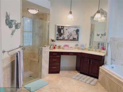 Home For Sale in Coral Springs, Florida