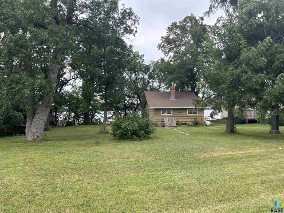 Picture of Home For Sale in Gary, South Dakota, United States