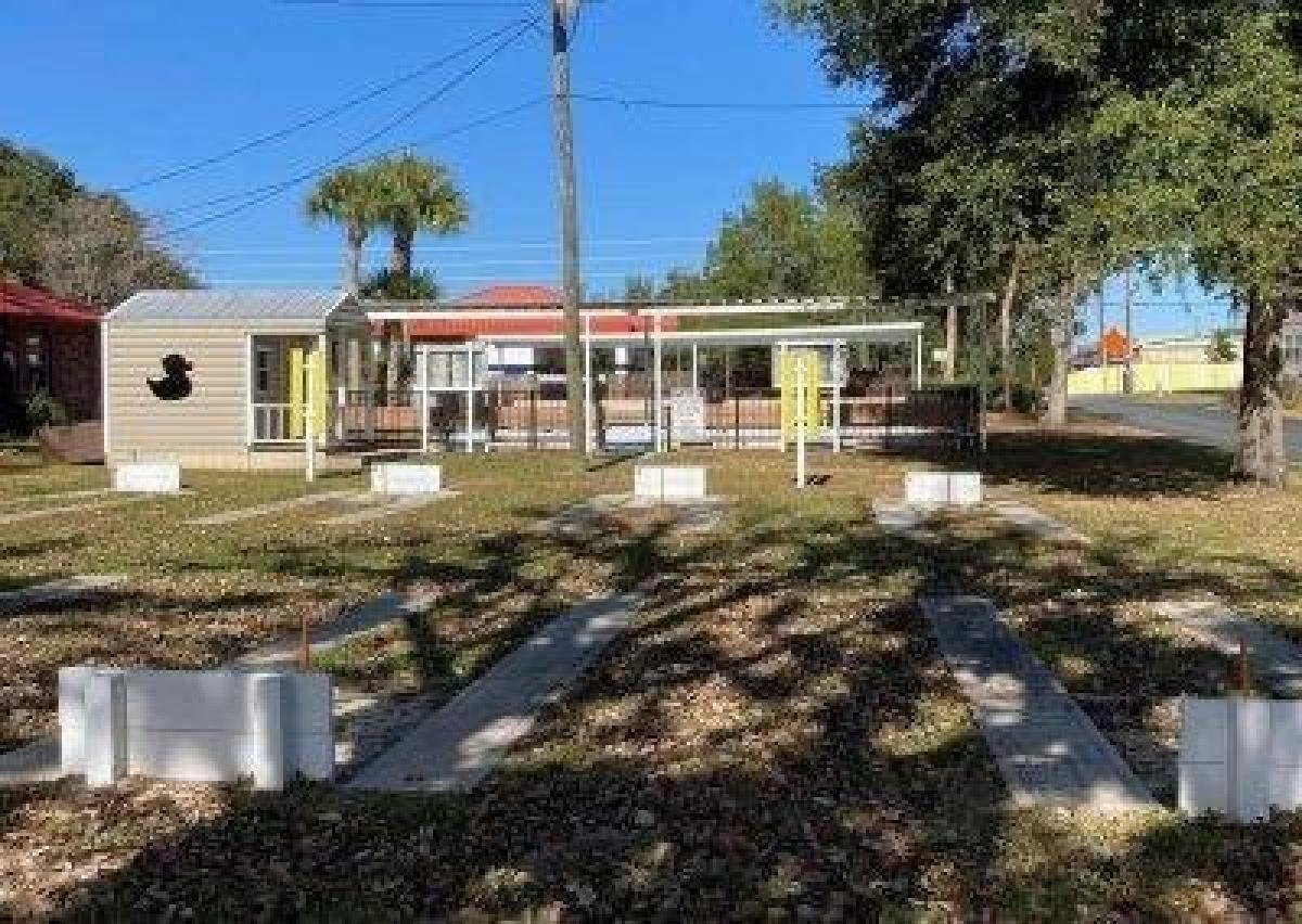 Picture of Home For Sale in Zephyrhills, Florida, United States