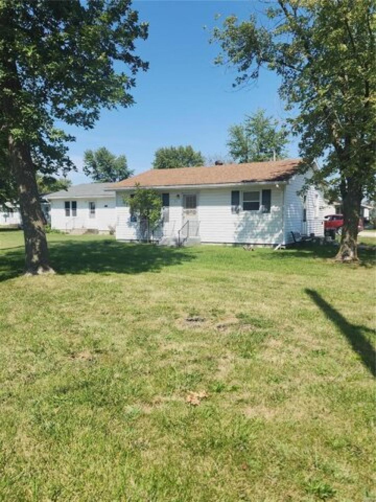 Picture of Home For Sale in Laddonia, Missouri, United States