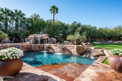 Home For Sale in Paradise Valley, Arizona