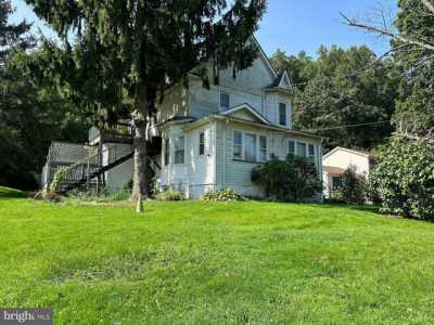 Home For Sale in Coatesville, Pennsylvania