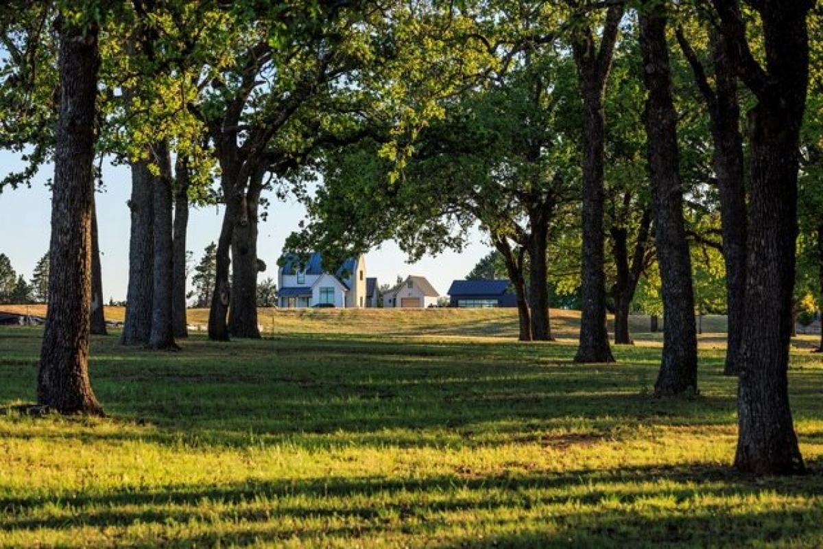 Picture of Residential Land For Sale in Fredericksburg, Texas, United States