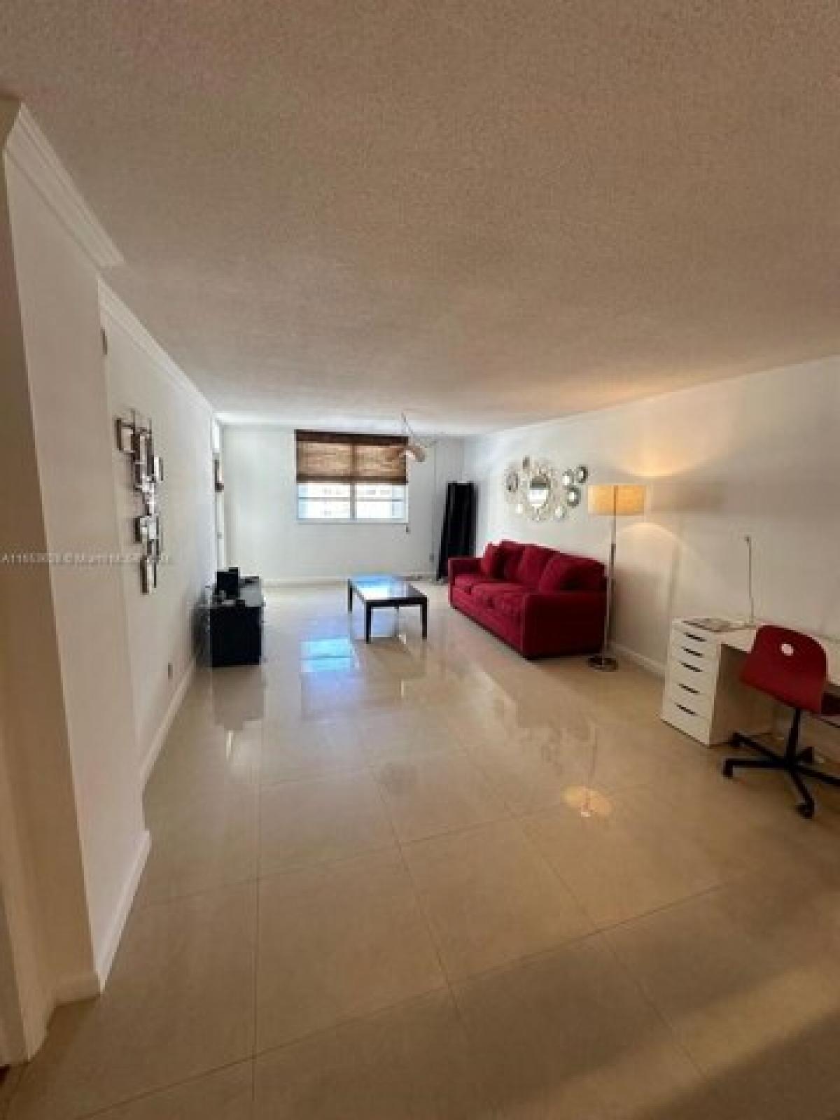 Picture of Home For Sale in Hallandale Beach, Florida, United States