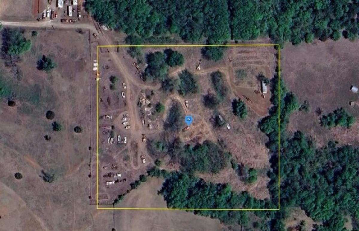 Picture of Residential Land For Sale in Edmond, Oklahoma, United States