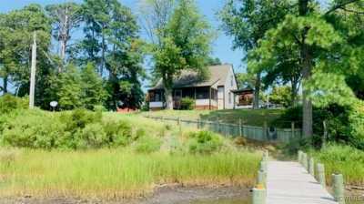 Home For Sale in Deltaville, Virginia