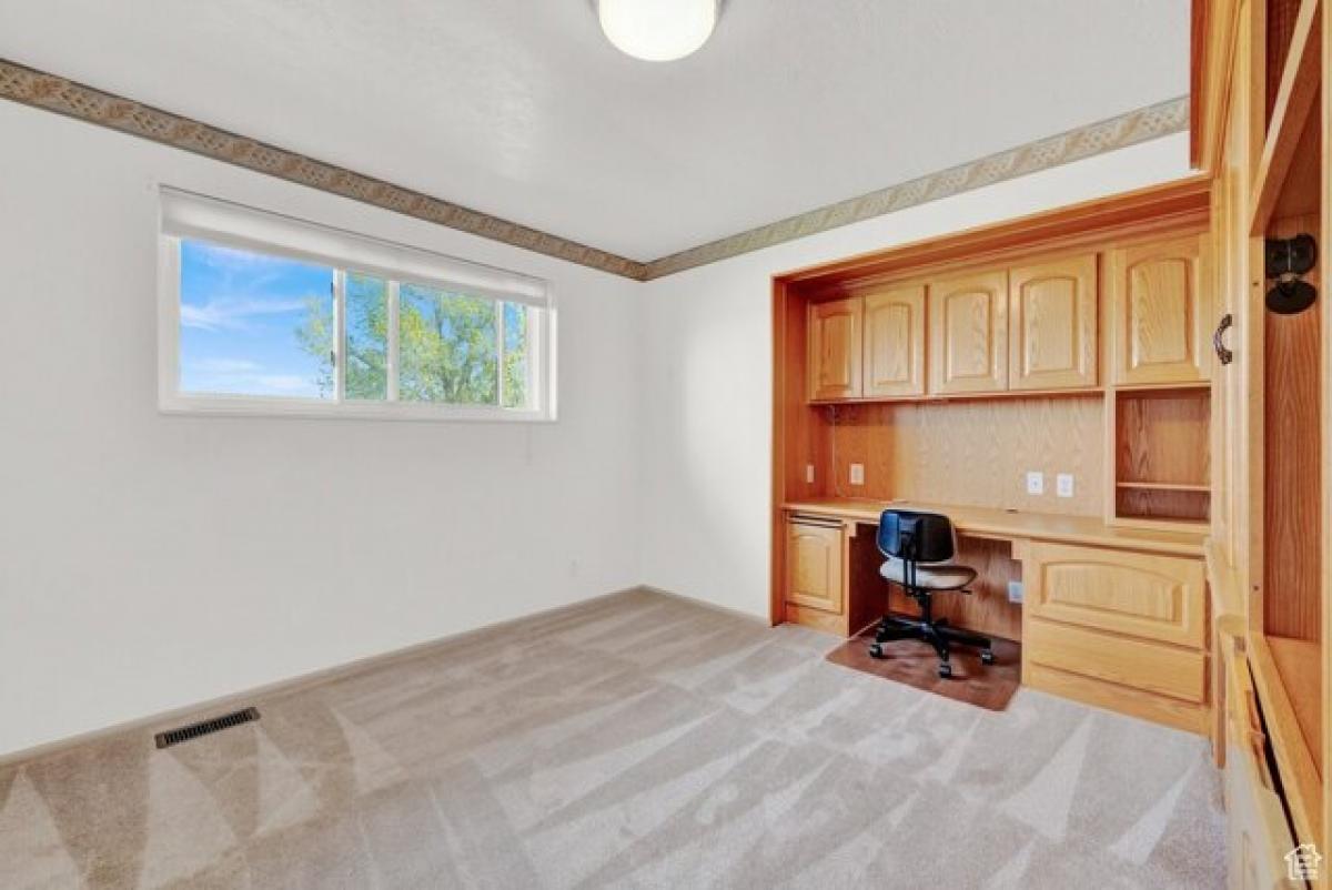 Picture of Home For Sale in Roy, Utah, United States