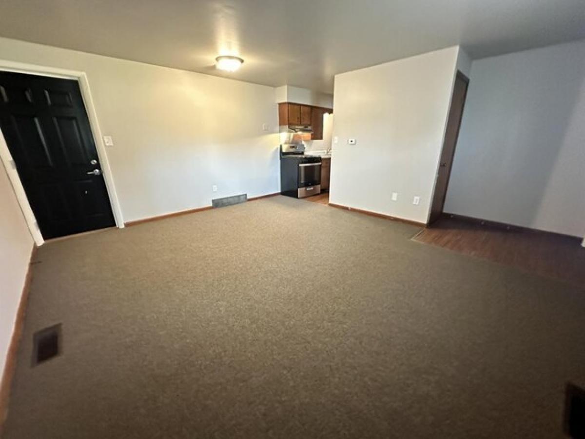 Picture of Home For Rent in Griffith, Indiana, United States