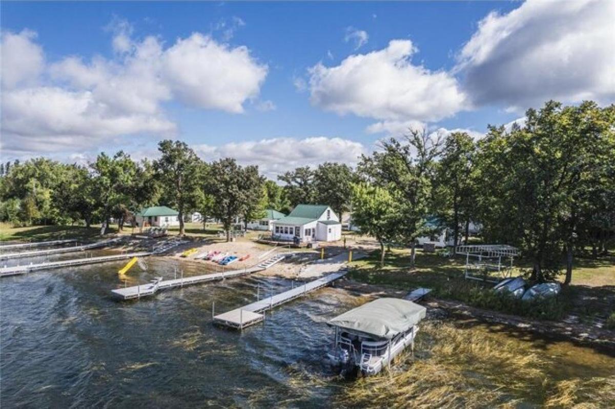 Picture of Home For Sale in Richville, Minnesota, United States