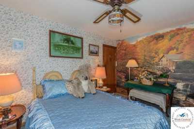 Home For Sale in Edwards, Missouri