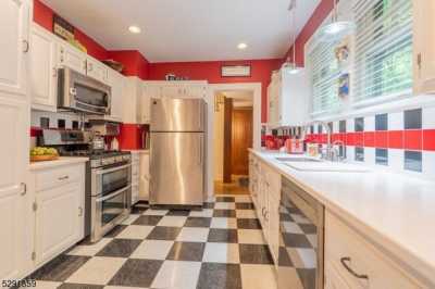 Home For Sale in Maplewood, New Jersey