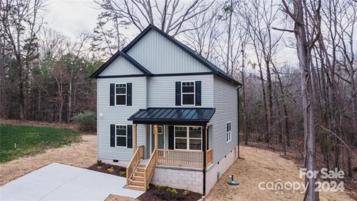 Picture of Home For Sale in Albemarle, North Carolina, United States