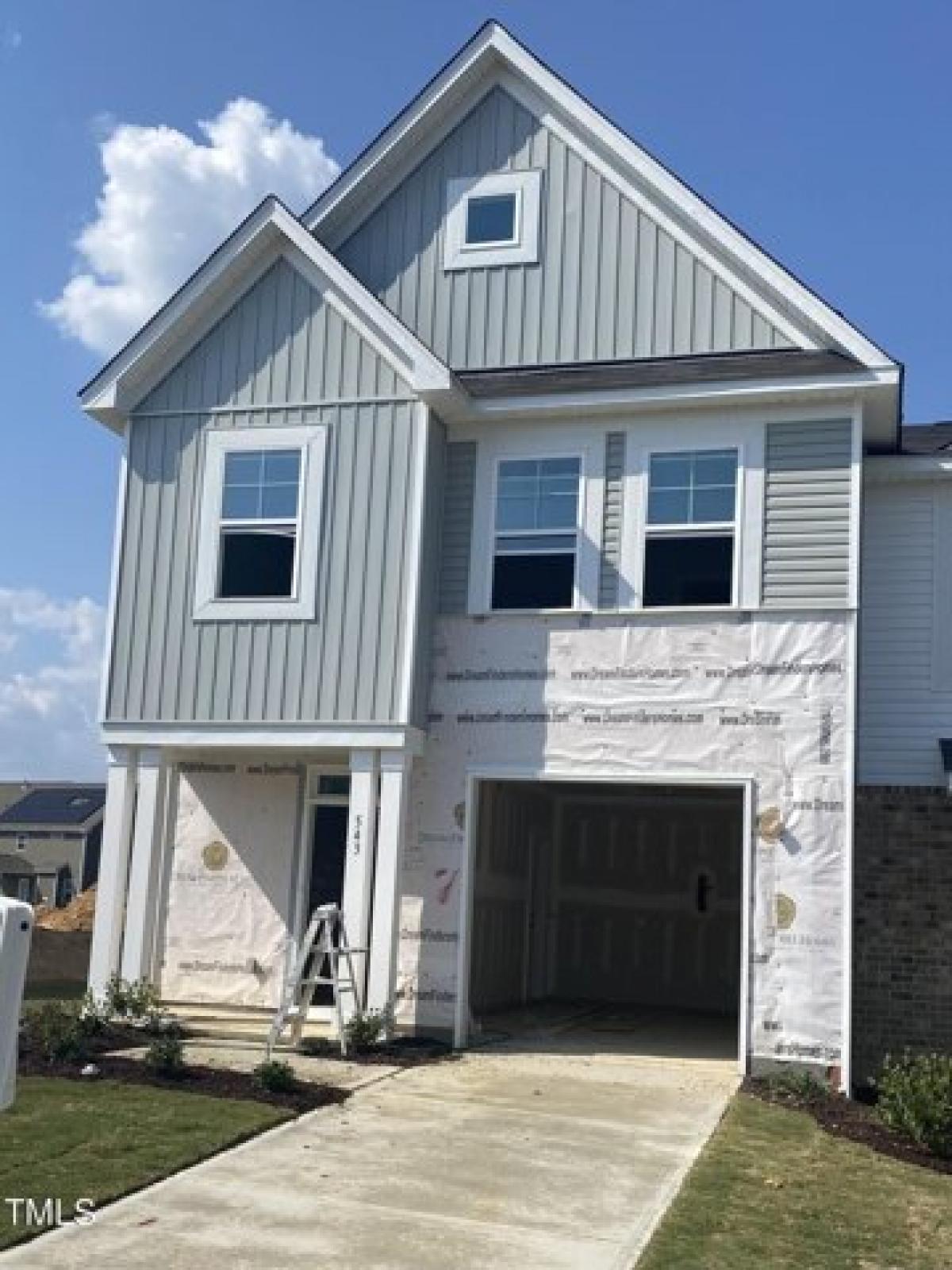 Picture of Home For Sale in Zebulon, North Carolina, United States