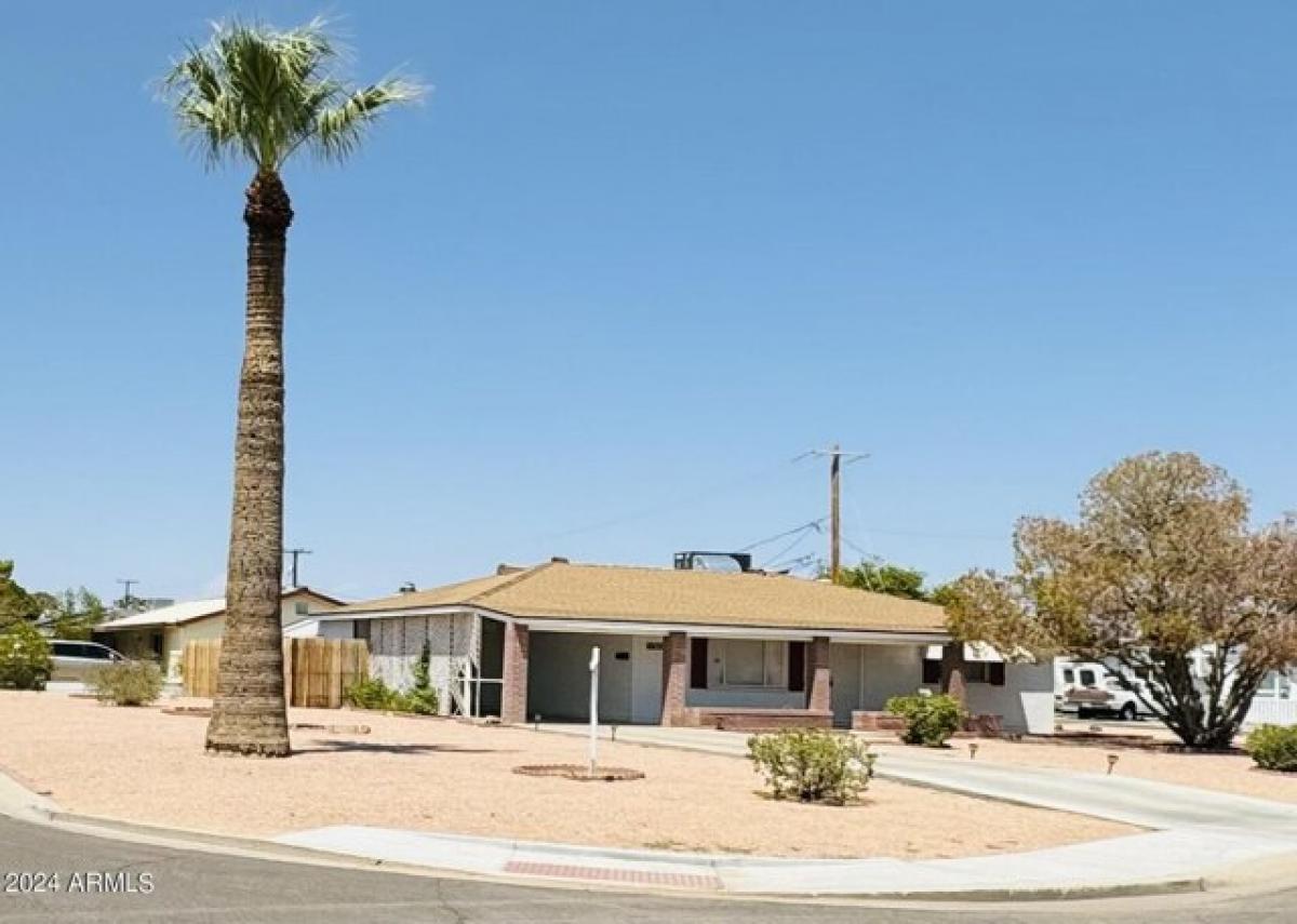 Picture of Home For Rent in Youngtown, Arizona, United States