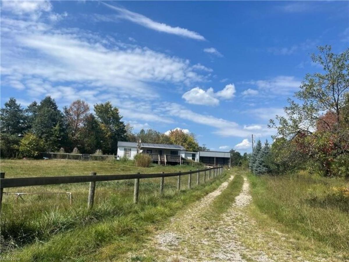 Picture of Home For Sale in Kimbolton, Ohio, United States