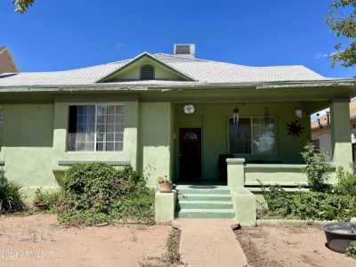 Home For Sale in Douglas, Arizona