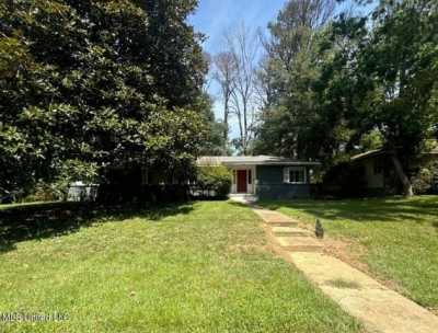 Home For Sale in Jackson, Mississippi