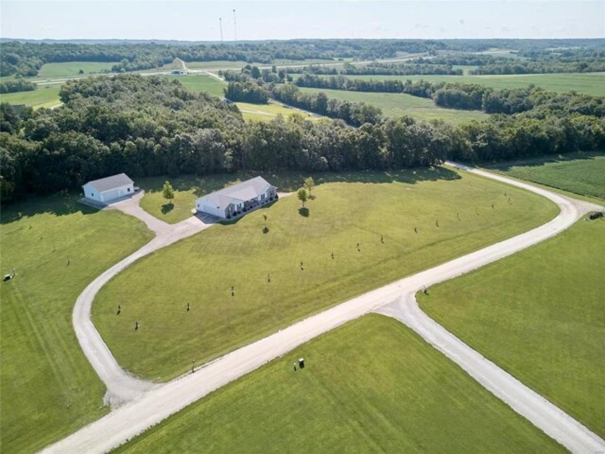 Picture of Home For Sale in Frankford, Missouri, United States