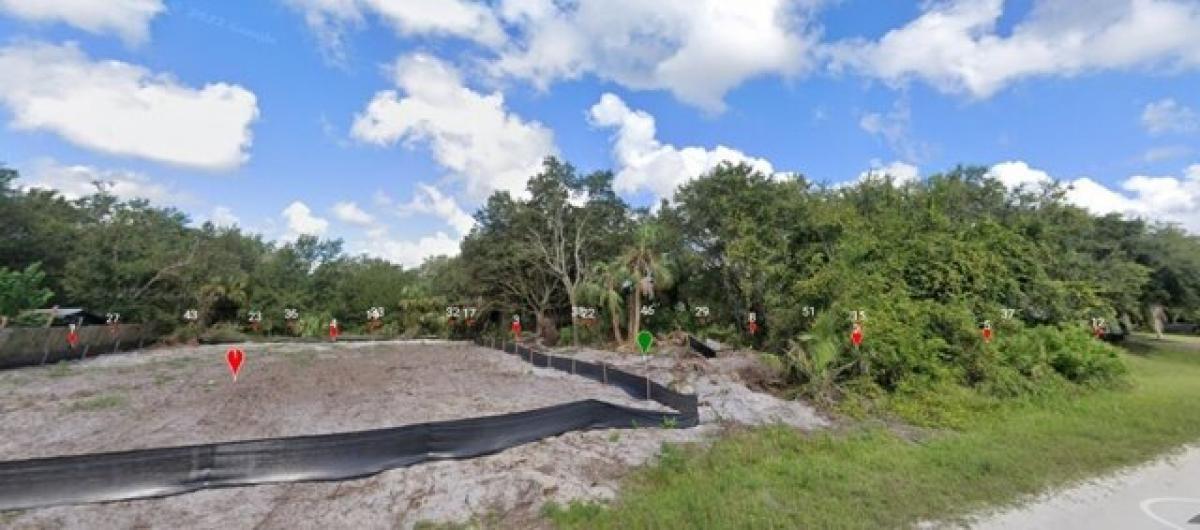 Picture of Residential Land For Sale in Vero Beach, Florida, United States