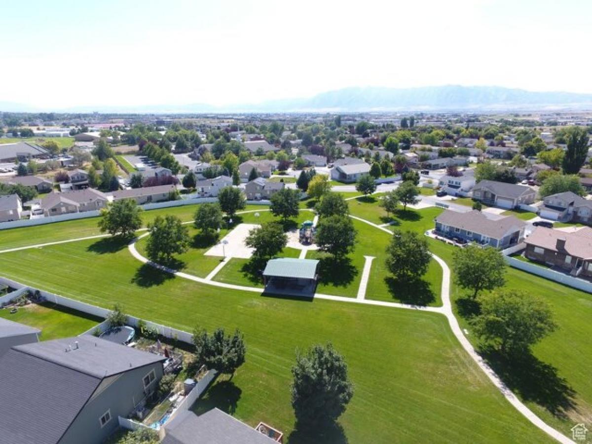 Picture of Home For Sale in North Logan, Utah, United States