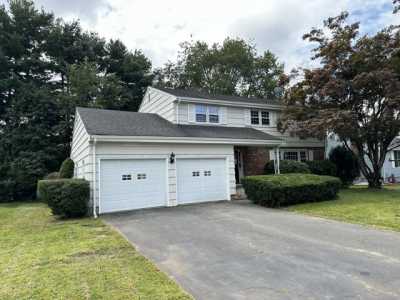 Home For Sale in West Hartford, Connecticut