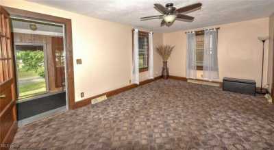 Home For Sale in Mcdonald, Ohio