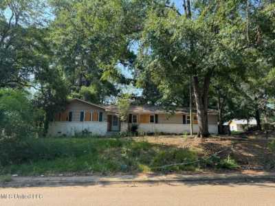 Home For Sale in Jackson, Mississippi