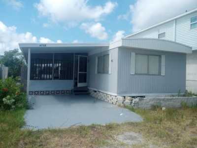 Home For Sale in Hudson, Florida